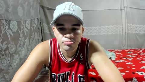 Snapshot of leandro49112 chatting on 03/10/25, 01:45 leandro49112 online show from 03/10/25, 01:45