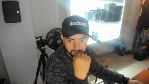 leandro_gb online show from 02/10/25, 02:05