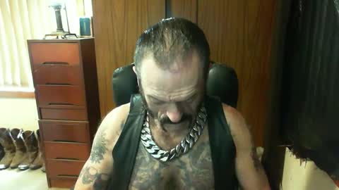 leathergreaser online show from 03/02/25, 03:24