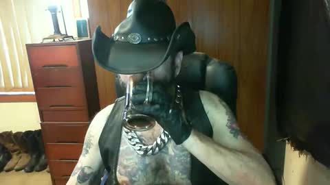 leathergreaser online show from 01/12/26, 07:52