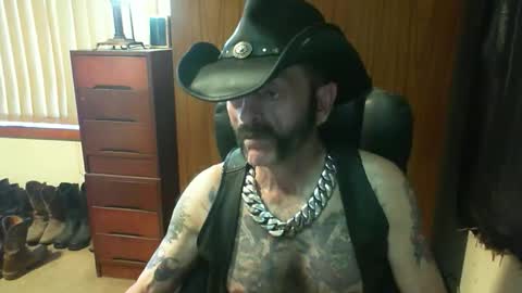 leathergreaser online show from 04/10/26, 11:31