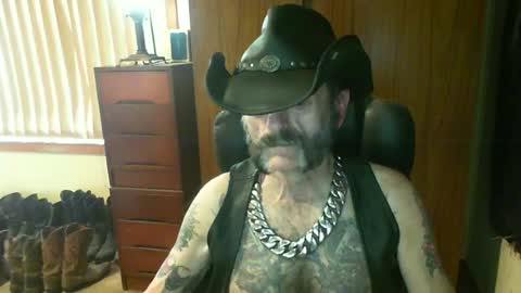 leathergreaser online show from 06/13/26, 04:21