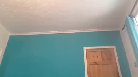 Snapshot of leatherpants68 chatting on 12/05/25, 10:02 leatherpants68 online show from 12/05/25, 10:02