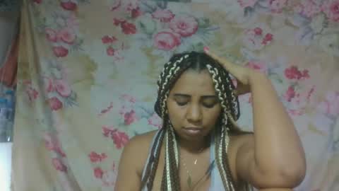 leatiana online show from 04/25/26, 01:52