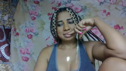 leatiana online show from 05/01/26, 10:25