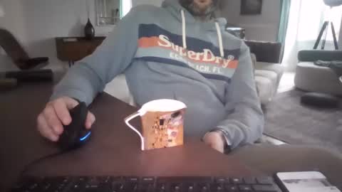 Snapshot of lebovski42002 chatting on 01/02/25, 01:30 lebovski42002 online show from 01/02/25, 01:30