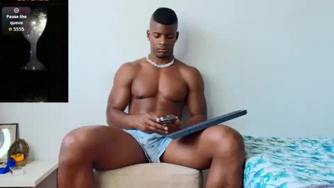 Snapshot of lebron_black_ chatting on 05/09/26, 06:46 Lebron online show from 05/09/26, 06:46