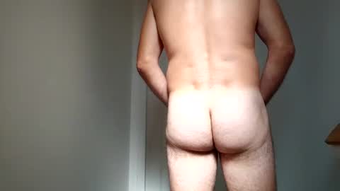 Snapshot of lebrun1985 chatting on 05/20/26, 03:51 lebrun1985 online show from 05/20/26, 03:51