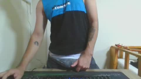 Snapshot of lec4444 chatting on 01/16/26, 12:53 lec4444 online show from 01/16/26, 12:53