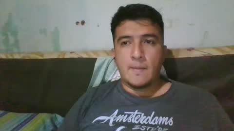 Snapshot of leche_dura122 chatting on 12/31/24, 01:26 leche_dura122 online show from 12/31/24, 01:26