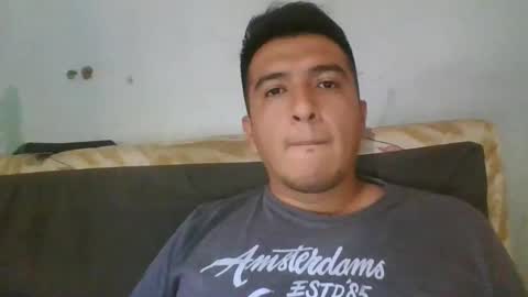 Snapshot of leche_dura122 chatting on 01/18/25, 09:34 leche_dura122 online show from 01/18/25, 09:34