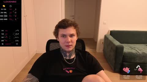 Snapshot of lechery_boy chatting on 03/27/26, 06:40 Lechery boy online show from 03/27/26, 06:40