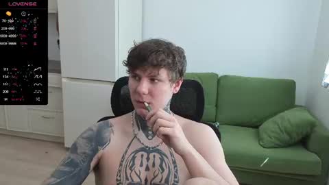 Snapshot of lechery_boy chatting on 06/11/26, 08:45 Lechery boy online show from 06/11/26, 08:45
