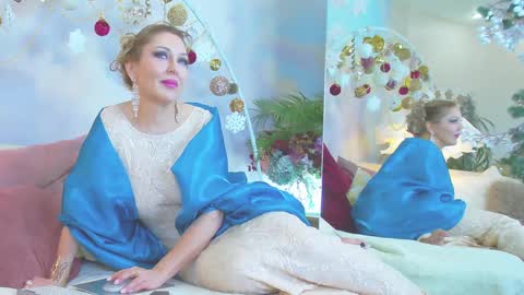 Snapshot of ledy_mary chatting on 12/29/24, 08:37 ledy mary online show from 12/29/24, 08:37