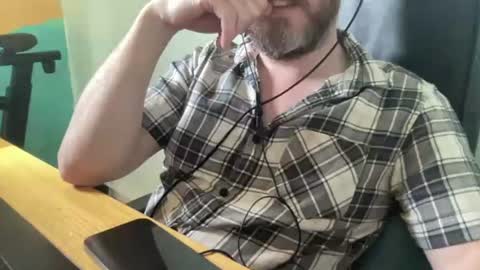 Snapshot of lee_8891 chatting on 06/30/26, 11:11 lee_8891 online show from 06/30/26, 11:11