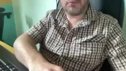 Snapshot of lee_8891 chatting on 07/22/26, 09:01 lee_8891 online show from 07/22/26, 09:01
