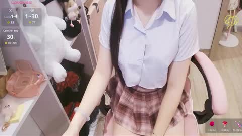 Snapshot of lee_cute18 chatting on 06/02/26, 11:34 Lee online show from 06/02/26, 11:34