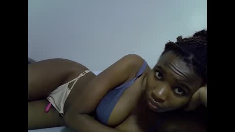 Snapshot of lee_shaz chatting on 05/30/26, 02:41 lee baby online show from 05/30/26, 02:41
