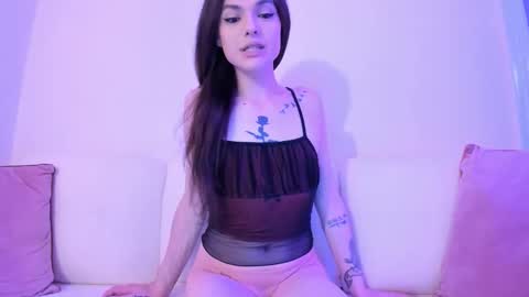 Leefoxx online show from 05/20/26, 05:57