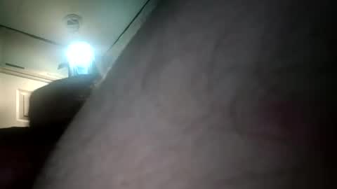 Snapshot of leemen33 chatting on 06/10/26, 08:24 Michael online show from 06/10/26, 08:24