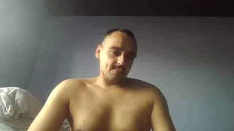 leemo2021 online show from 03/01/25, 09:40