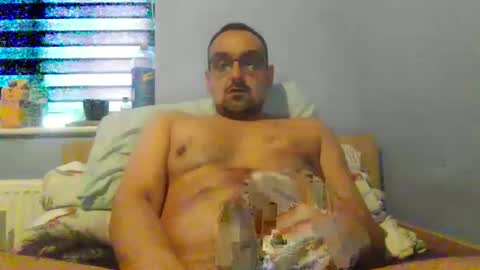 leemo2021 online show from 03/09/25, 10:19