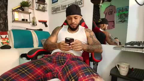 leenar_key online show from 11/11/25, 03:34