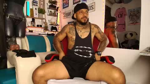 leenar_key online show from 02/18/26, 11:11