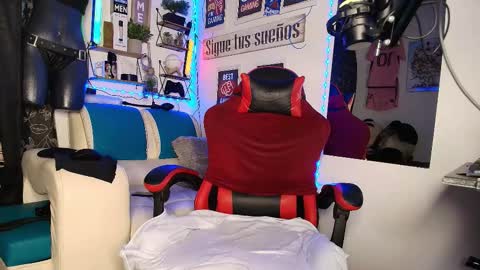 leenar_key online show from 02/25/26, 12:48