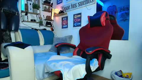 leenar_key online show from 05/08/26, 02:55