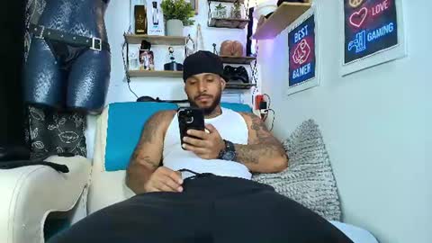 leenar_key online show from 06/13/26, 07:01