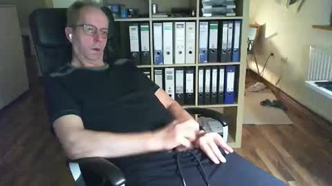 Dave online show from 11/19/25, 11:05