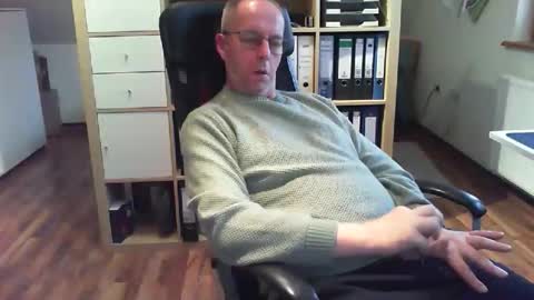 Dave online show from 12/03/25, 12:58