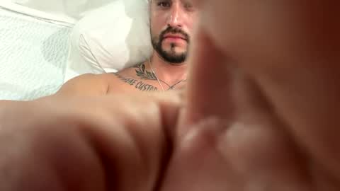 legacy696 online show from 01/01/25, 03:34