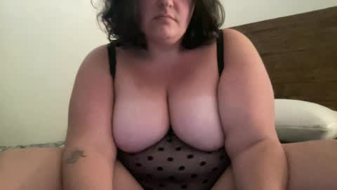 Snapshot of legallybrun91 chatting on 06/18/26, 12:11 legallybrun91 online show from 06/18/26, 12:11