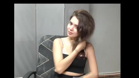 Snapshot of legenda_liya chatting on 09/30/25, 07:41 Liya online show from 09/30/25, 07:41