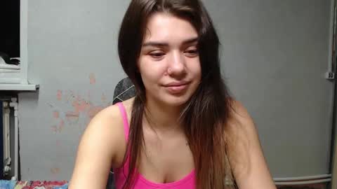 Snapshot of legenda_liya chatting on 11/06/25, 08:43 Liya online show from 11/06/25, 08:43