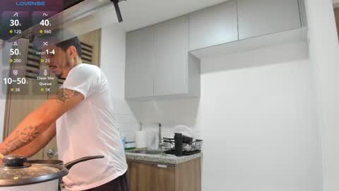 Alejandro online show from 09/17/25, 03:24