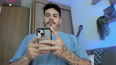 Alejandro online show from 06/23/26, 08:18