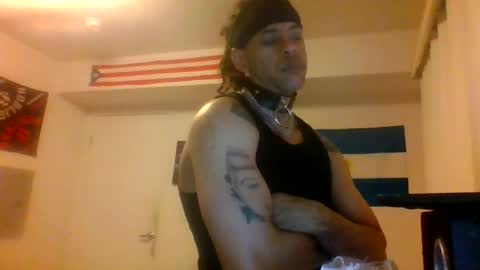 Snapshot of lehi1943 chatting on 10/22/25, 02:34 Vlad Delarge online show from 10/22/25, 02:34