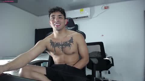  Lei  online show from 12/28/24, 10:44