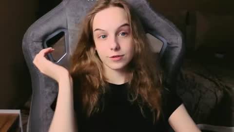 Leia online show from 06/19/26, 04:22