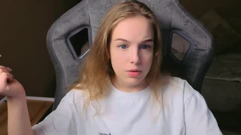 Leia online show from 06/29/26, 03:12