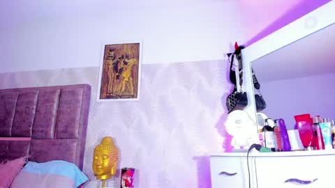 leidy_lara online show from 04/24/26, 04:59