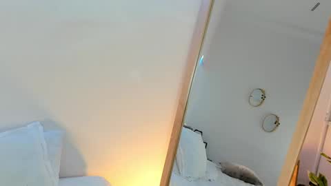 Leidy Cooper online show from 11/09/25, 04:33