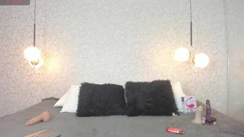 LEIGH ANGELS online show from 09/23/25, 10:13