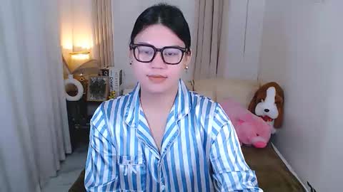 Snapshot of leighcortesi chatting on 09/12/25, 01:49 Cailey online show from 09/12/25, 01:49