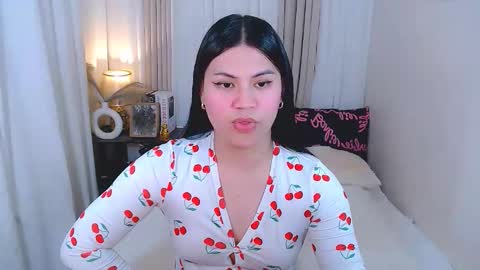 Snapshot of leighcortesi chatting on 10/27/25, 04:11 Cailey online show from 10/27/25, 04:11