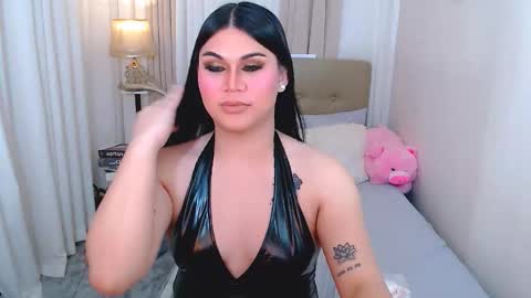 Snapshot of leighcortesi chatting on 12/02/25, 02:39 Cailey online show from 12/02/25, 02:39