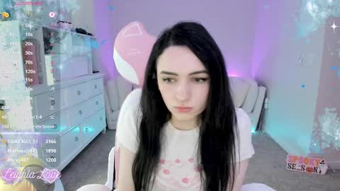 Leighla online show from 09/30/25, 08:58